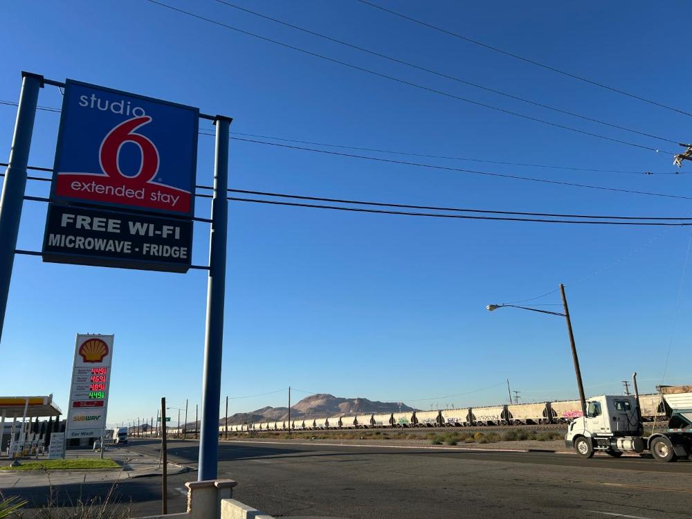 Studio 6 Mojave, CA - Airport